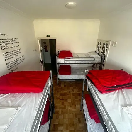 艾尔博托旅馆 Maía