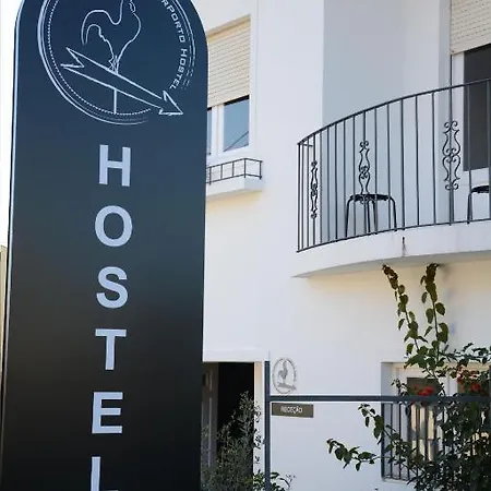 艾尔博托旅馆 Maía