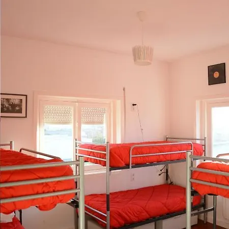 Airporto Auberge de jeunesse Maía