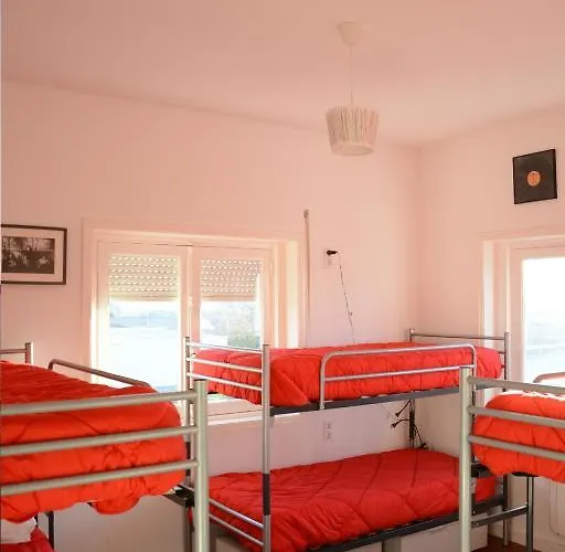 Airporto Hostel Maía